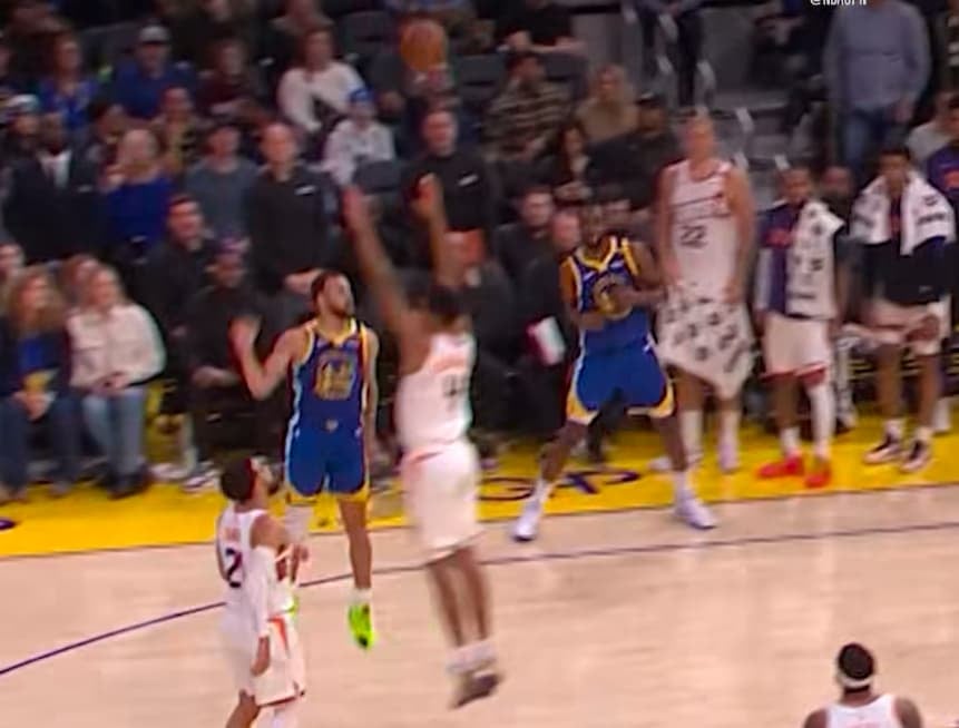 ステフィンカリーの異次元シュートを公開！NBA Japan公式「なぜそれで入る」