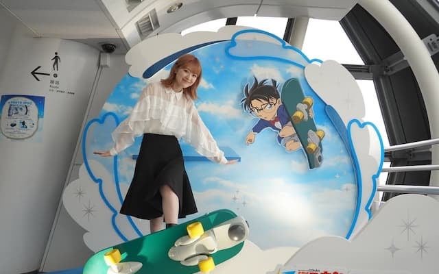 「幸せな時間をありがとうコナンくん」優希美青、“煌きの青天塔”を楽しむ