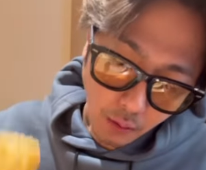 速水もこみち、朝からラーメンをすする姿に「食べたくなる！」の声続出