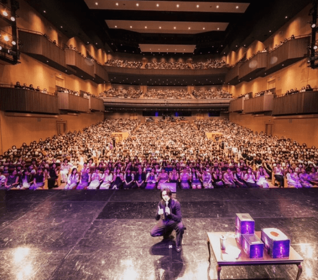 横浜流星「イメージカラー一色」のバースデーイベントが話題