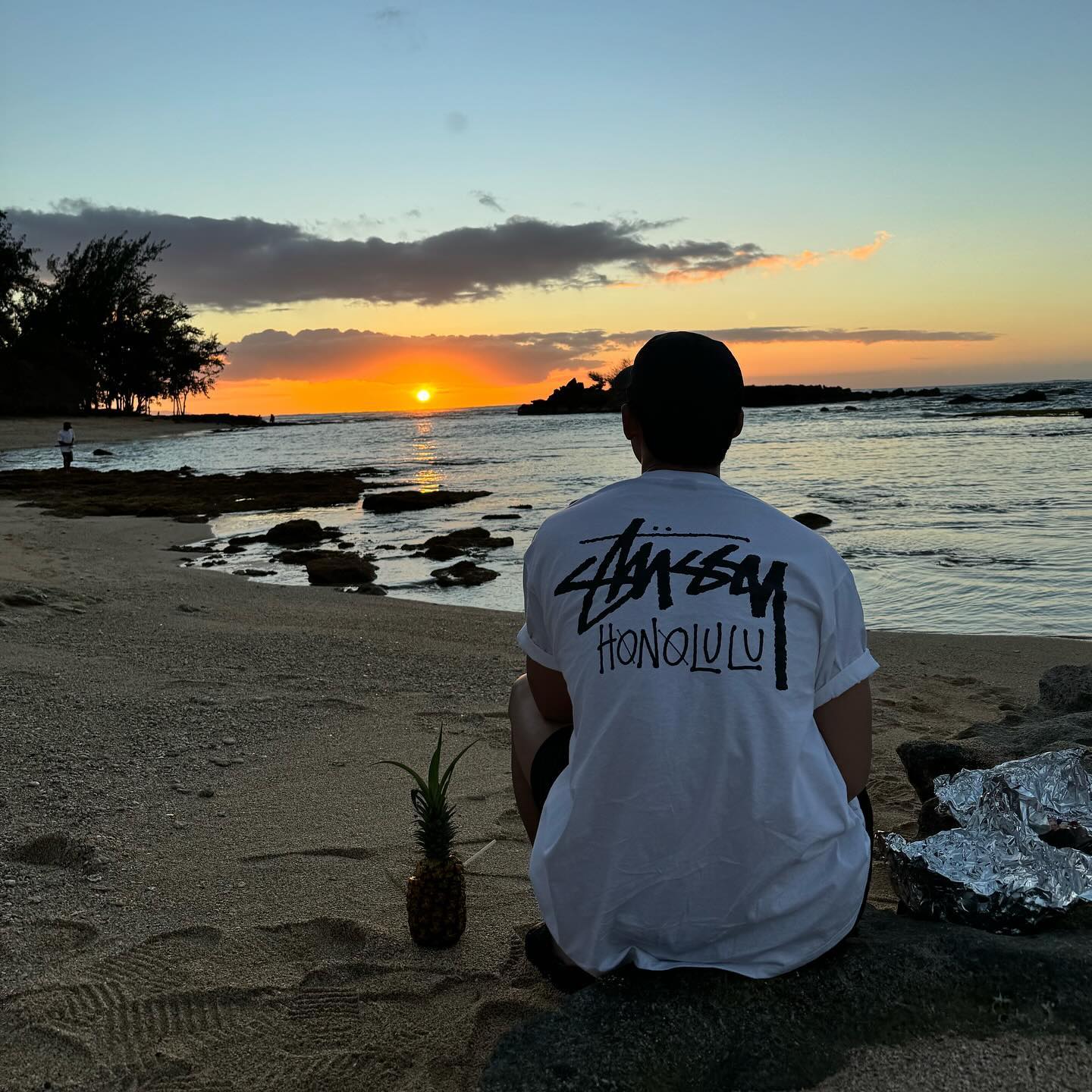 韓国の大人気アイドルが肉体美を披露🔥休暇中のプライベートショットを公開🌻✨