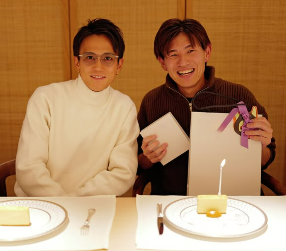 主役は隣に…大迫傑、マネージャーの誕生日を祝福