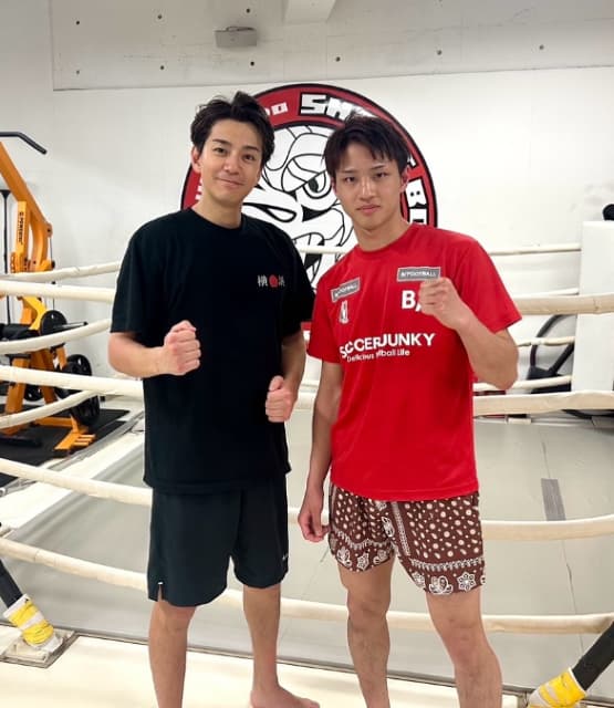 格闘家・笠原友希があの有名俳優のYouTubeチャンネルへ出演⁉