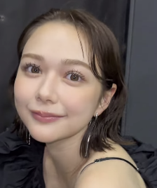 村重杏奈、「国民の女友達」投稿で可愛さ全開！ファンから称賛の声が続々！！