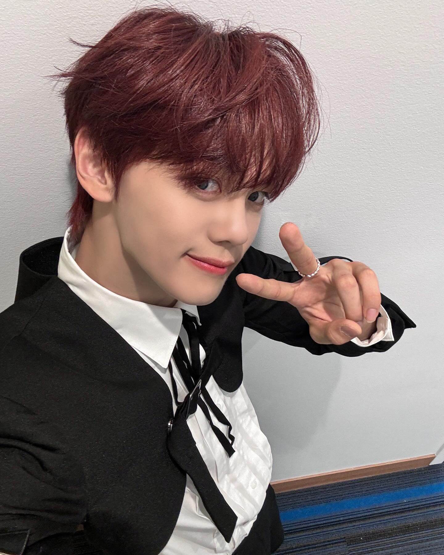 「赤髪かっこよすぎ！」zb1・ギュビン　LAでの写真を大公開！