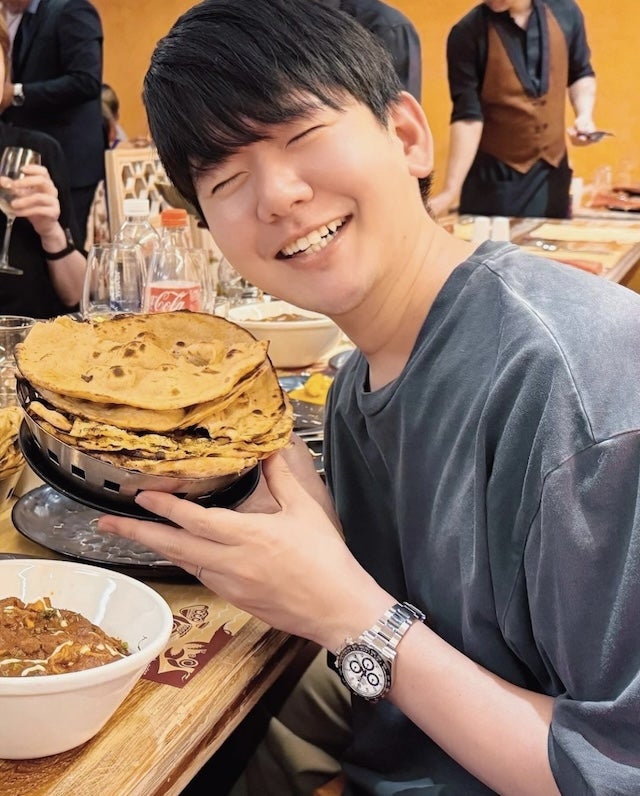 インド堪能中の花江夏樹 幸せそうな笑顔に癒されるファン続出