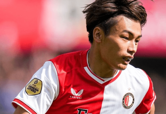 代表戦で負傷の上田綺世が数週間の離脱へ🤕