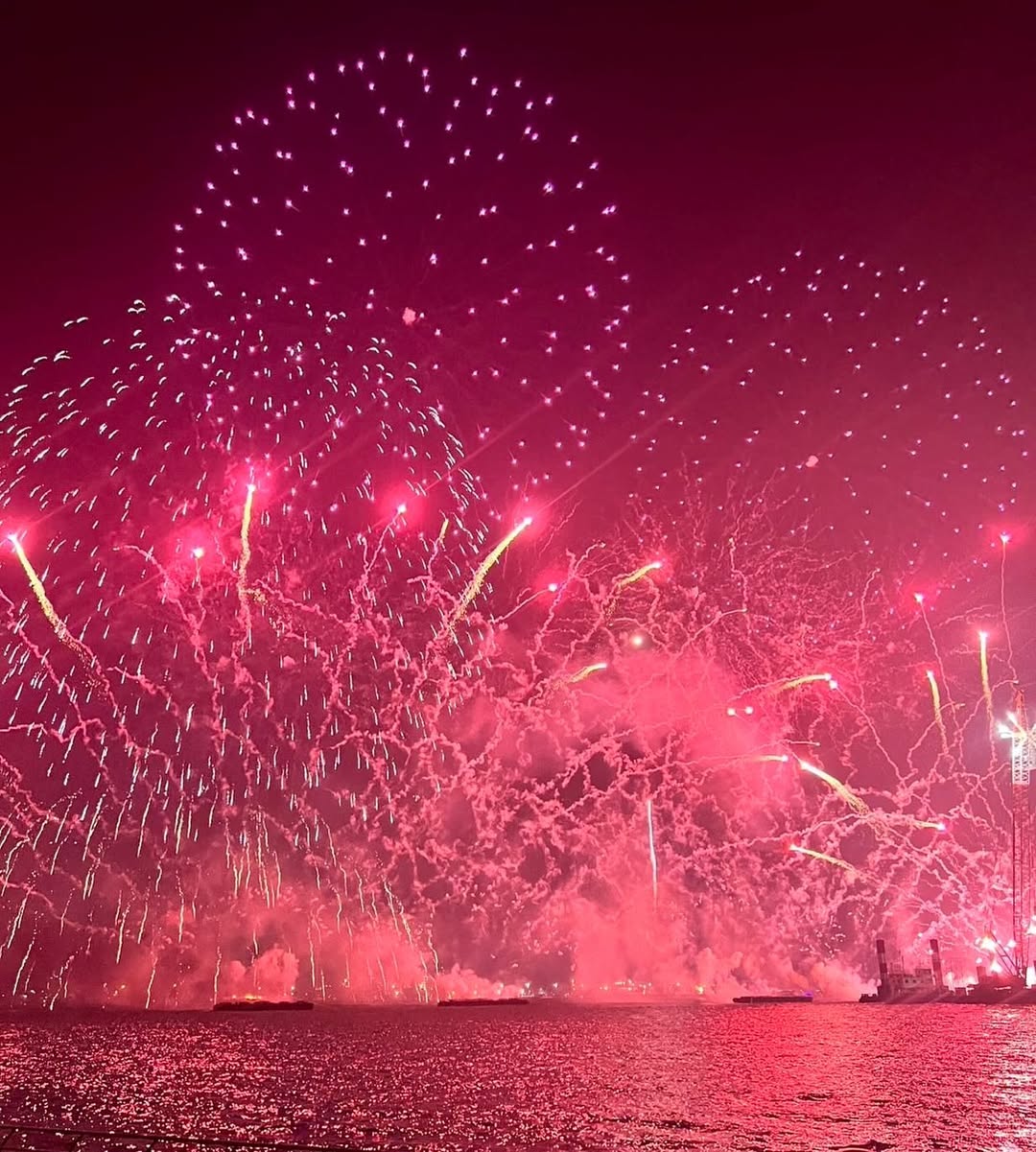 女優兼タレント・田中美奈子、横浜みなとみらいスマートフェスティバル2025で〇〇大会を満喫！