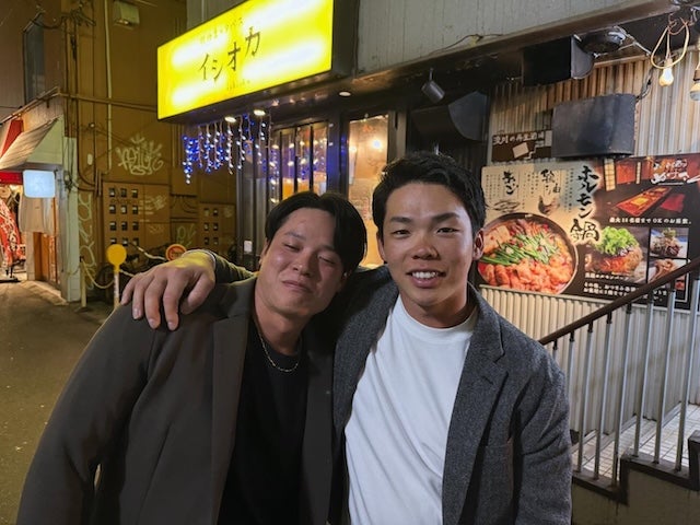 広島24歳内野手、戦力外の同期へ想い綴る「新天地へ今日出発しました」