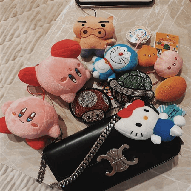 難波サキのキャッチー戦利品！UFOキャッチャーの腕前は一流か！？