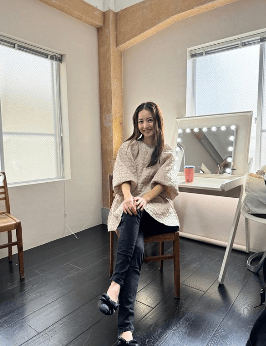 佐々木希、”立体ミニドレス”の最新ショット披露でファン「何をお召しになっても、 本当に素敵」と大絶賛