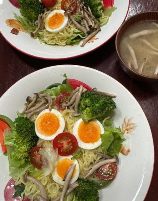 桃井かおりが野菜たっぷり健康的な冷やし中華を作る！