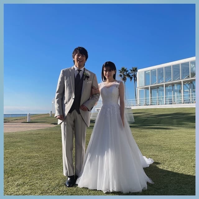 山田裕貴が人気女優とのウェディング姿を披露💐「2人の姿が素敵で嬉しくて涙で滲んじゃう😭💕」