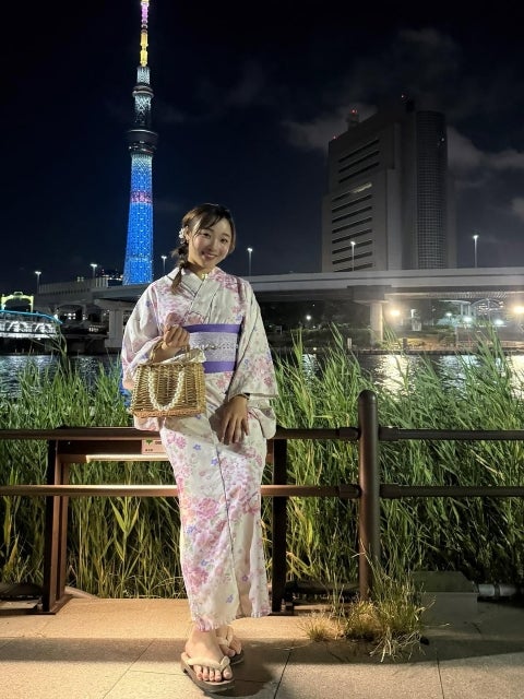 プロゴルファー瀬賀百花、浴衣姿で夏の夜を満喫。「やりたいことリスト」達成と灯籠流しの思い出