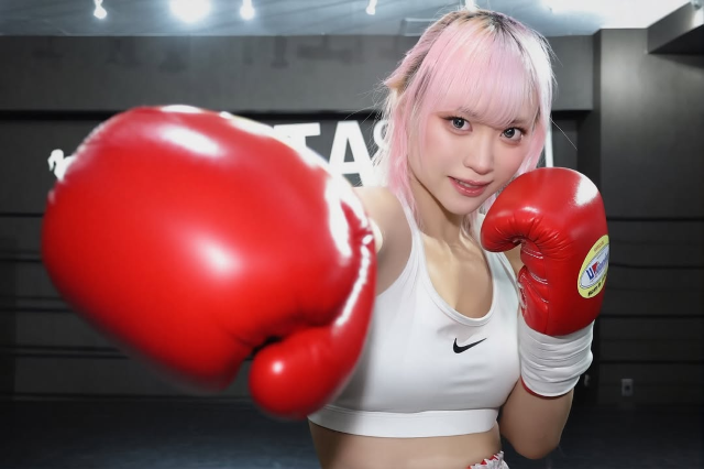 「実はSNSめちゃめちゃ苦手」コスプレイヤー美女プロボクサー・CureTaKaNa(キュア タカナ)の意外な告白に注目集まる
