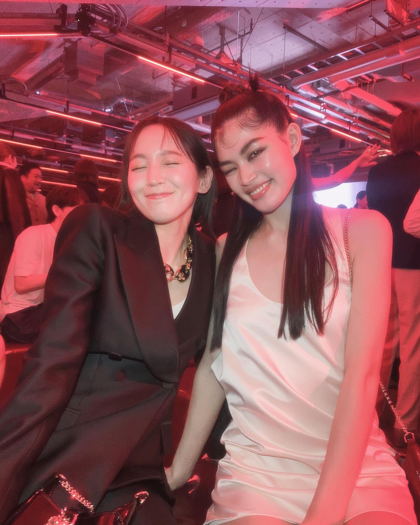 「こちらも幸福感いっぱいになります。」吉岡里帆、満面の笑顔の2Sを公開