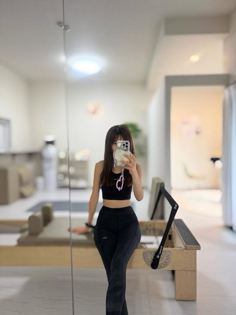 「スタイル最高」ほしのあき、ピラティスショットで見せた美クビレにファン歓喜！