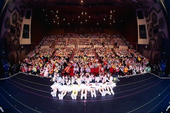 「プリキュアみたい！」と反響　大人気アイドルのライブ姿にコメント殺到！