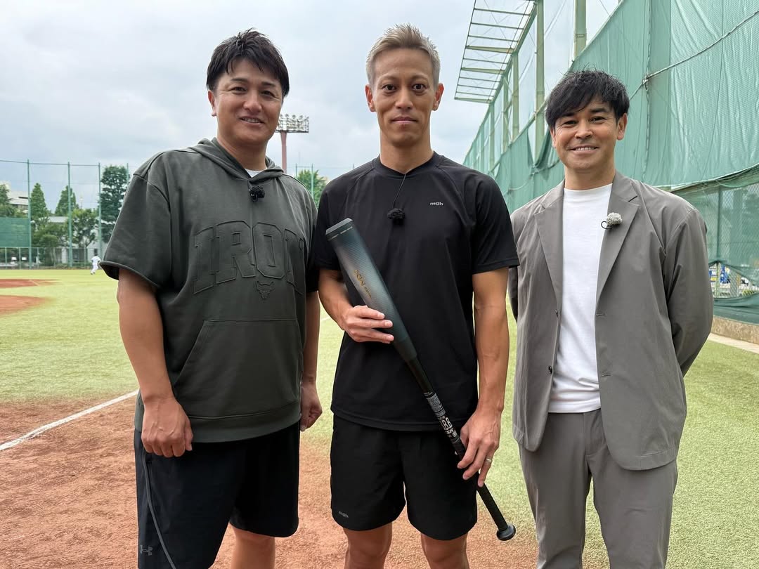 「異色の組み合わせ」高橋由伸、サッカー界のスーパースターである〇〇と初めて共演したことを報告！