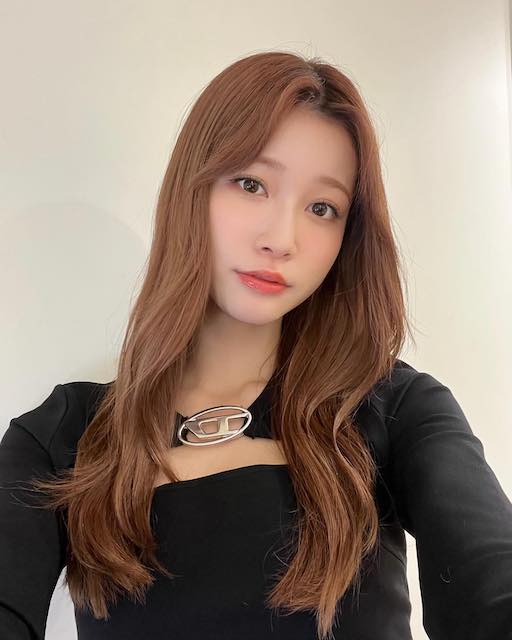 めるる、カレンダーイベントでのコーディネートを公開！3種類のチェキも披露📷