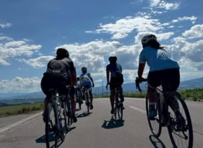 雄大な景色と涼風満喫！蔵本葵が北海道サイクリングを報告