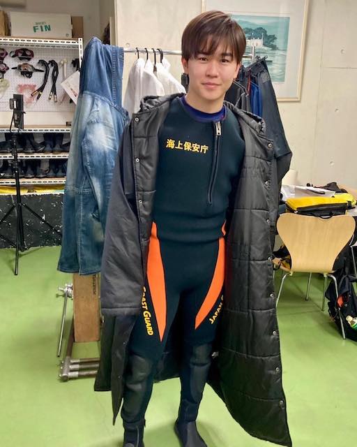 鈴木福 海上保安庁の隊員に 「カッコイイが過ぎる」と話題に