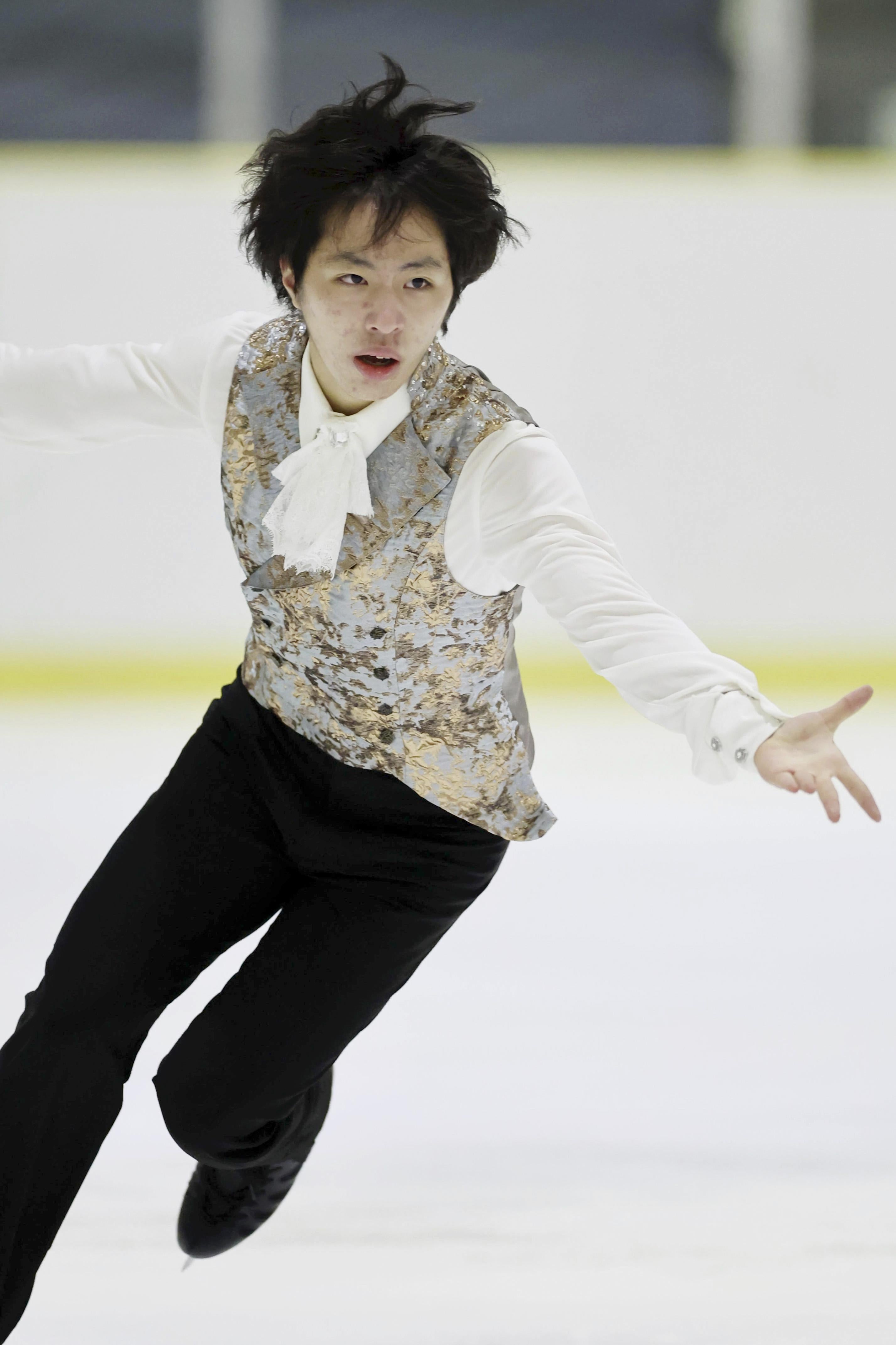 三浦佳生が逆転優勝、４回転―３回転の連続ジャンプ鋭く成功…インターハイ