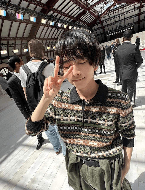 板垣李光人 LOEWEのコレクションへ訪問「全てがかっこよかった…」