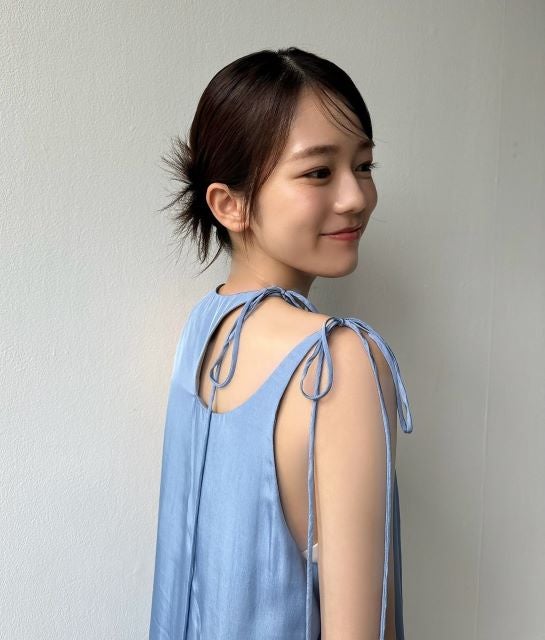 「ダジャレか～い！」川口葵の「あおいが青い服」は可愛すぎてファンキュンキュン！