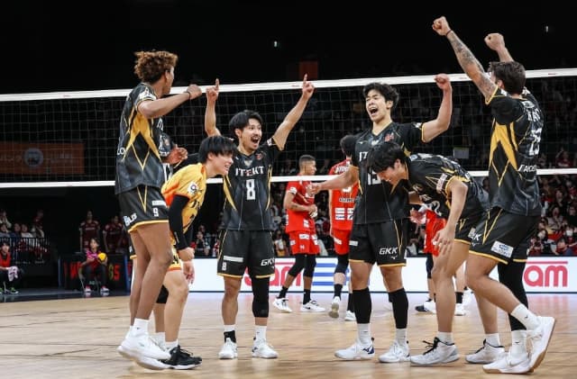 「昨日見に行きました！」日本代表セッターがチームワークをアピール！