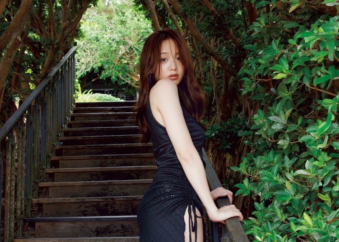 「FRIDAY」表紙を飾った森香澄、ファンから祝福の声が殺到！