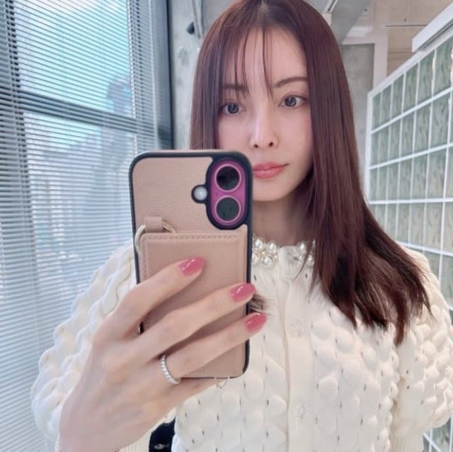 押切もえがストーリーズで質問の多かった一枚とむかーしの写真を公開！