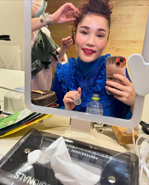 「あと今年も5日ですってよ〜」平野ノラ、