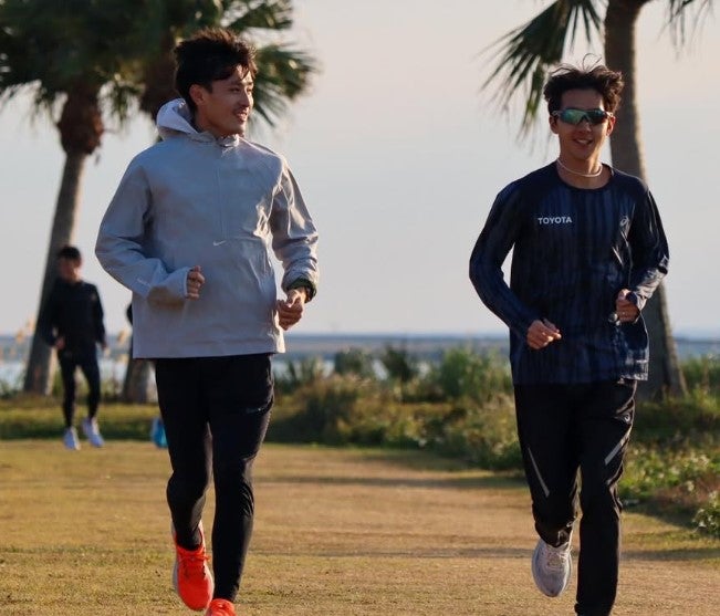 「もうやめようかな。なんて思う日も…」東京五輪マラソン代表の服部勇馬 怪我に苦しんだ1年を語る