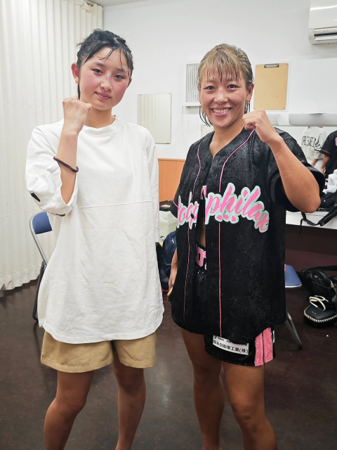 「じわじわと悔しさが」JDキックボクサー・辻井和花、悔しさ滲ませるも対戦相手・平岡琴と