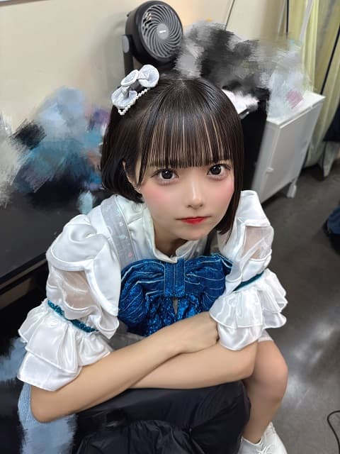 「涼しい顔してるけど…」CANDY TUNE福山梨乃のショットにファン「カメラ目線かわいい」