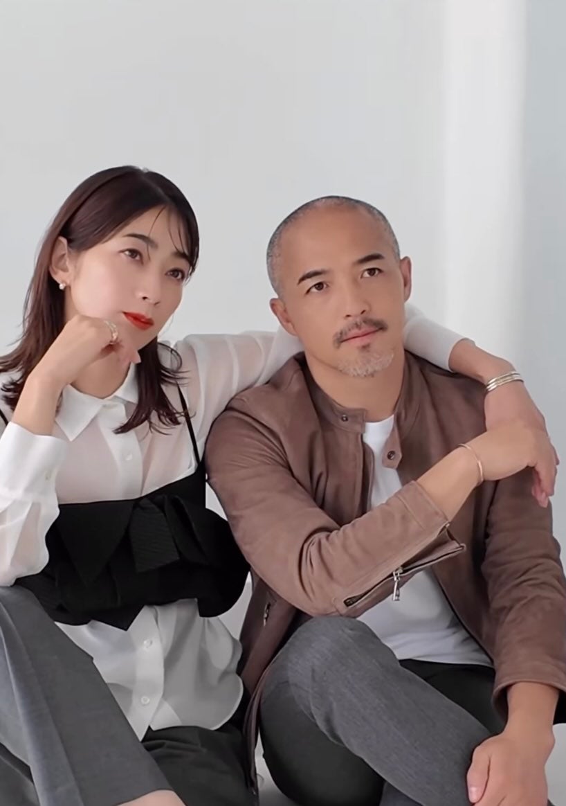 「仲良すぎだろ！！」小野伸二夫妻の夫婦ショットが可愛すぎると話題に