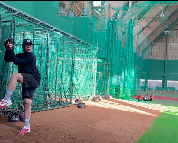 藤平尚真　宮崎自主トレ「スペシャルゲストも合流で練習に活気」