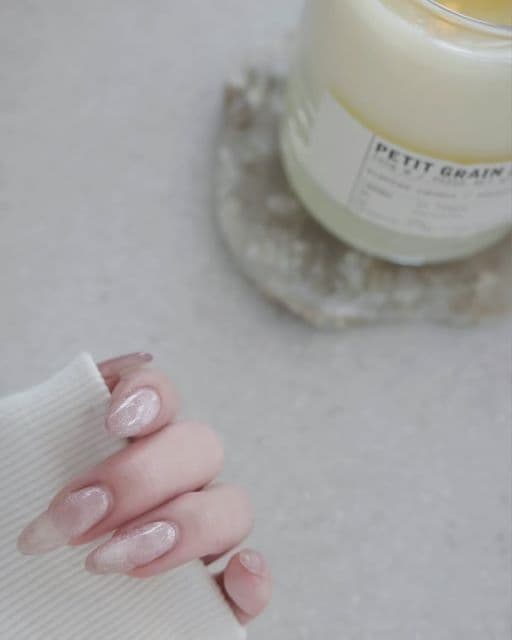 「ふんわりサクラ色かわいい」あのバチェラー出演美女、春を感じるニューネイルを披露！