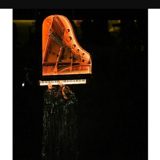 「闘争心に火がついた？」YOSHIKIが宙吊りピアノへの思いを語る