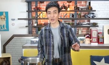 元SMAPの草彅剛が料理動画を披露💓「シンプルでおいしー」