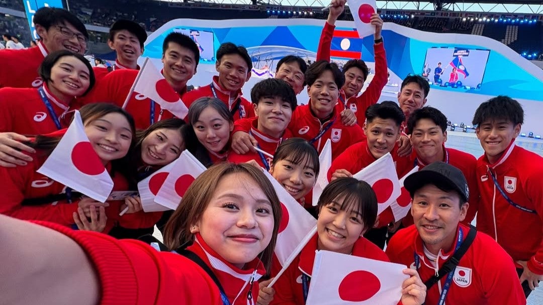 “日の丸スマイル”が話題に…国際舞台に現れた日本人美女アスリートが眩しすぎた