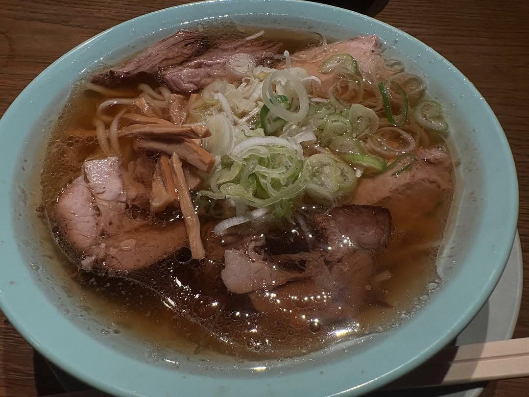 「また唐揚げかよ！」人気お笑い芸人〇〇、自覚ありつつもやめられない日々の食欲がリアルすぎる