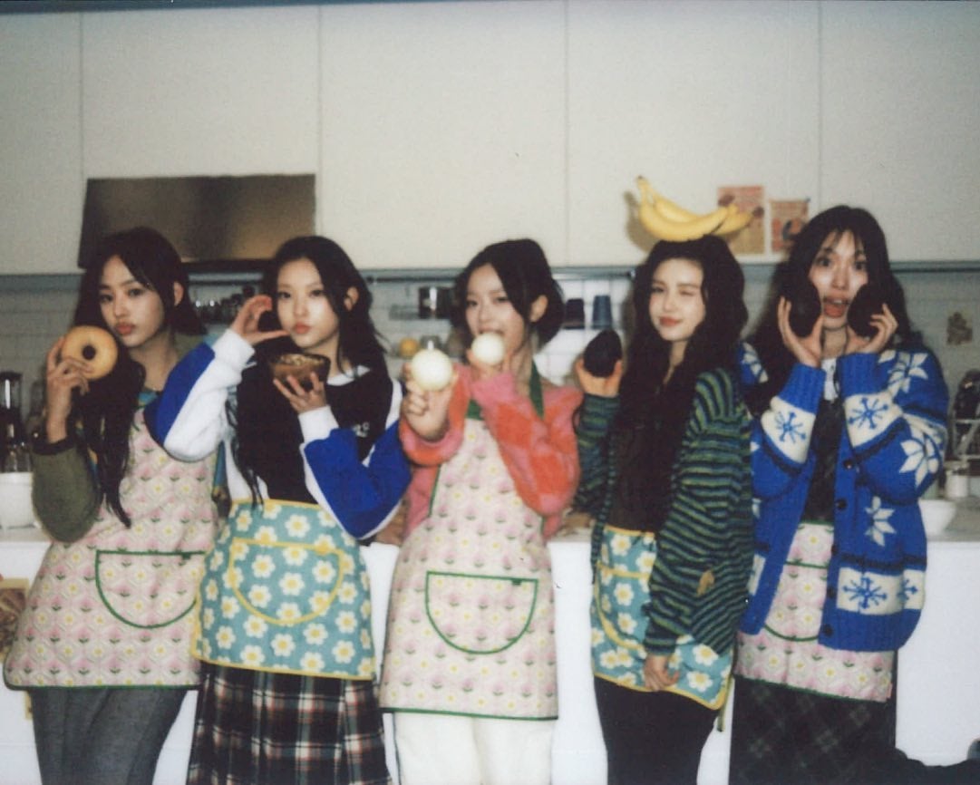 NewJeansがメンバー全員でホームパーティー!!リアルな日常を公開