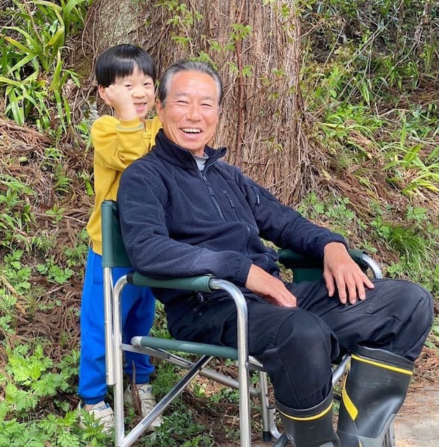 「ホッコリするお写真ですね」柳葉敏郎と子役のツーショットが話題！