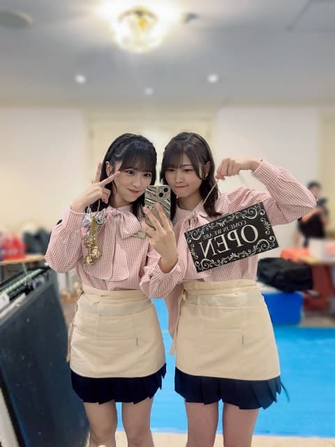 「誰のこと考えてるの」≒JOY 逢田珠里依が花金の夜に仲良し2ショットを公開！