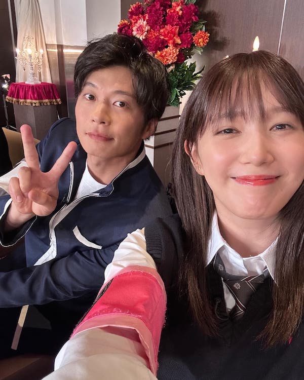 本田翼が"同窓会"ショットを公開📸「大好きな2shotで嬉しいーー❤️❤️❤️」