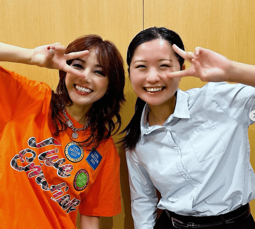 相川七瀬、大学の同期との再会で感激！地方公演でのサプライズ訪問