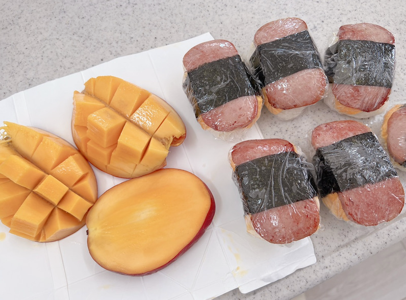 辻希美さん沖縄旅行の余韻抜けず…作った朝ごはんがおしゃれすぎる✨