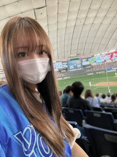 「勝利の女神？」ベイ党アイドルが現地観戦！勝利に喜びの投稿